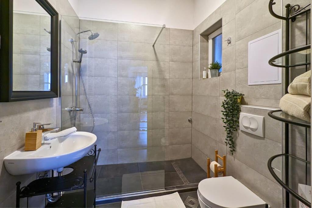 True Zagreb Centrally Located & Spacious Apartment Exterior foto
